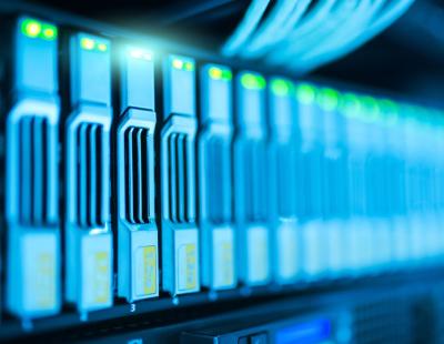 La digitalización de parte de la actividad portuaria arranca con los Port Community Systems. Firma la imagen Panumas Nikhomkhai