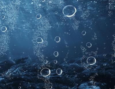 El hallazgo de que los nódulos polimetálicos de las profundidades marinas podría generar oxígeno, en total oscuridad gracias a un proceso similar a la electrólisis, ha sacudido a los científicos y, también, los planes de la minería submarina (FP)