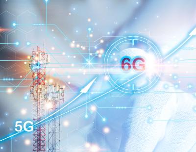 Mientras que el 4G y el 5G ya han transformado industrias y la vida cotidiana mediante velocidades de datos más rápidas, menor latencia y mayor capacidad, se espera que el 6G lleve estos avances aún más lejos. Su despliegue está previsto para la década de 2030, con el proceso de estandarización ya en marcha y las primeras especificaciones anticipadas para 2028 (iStock)