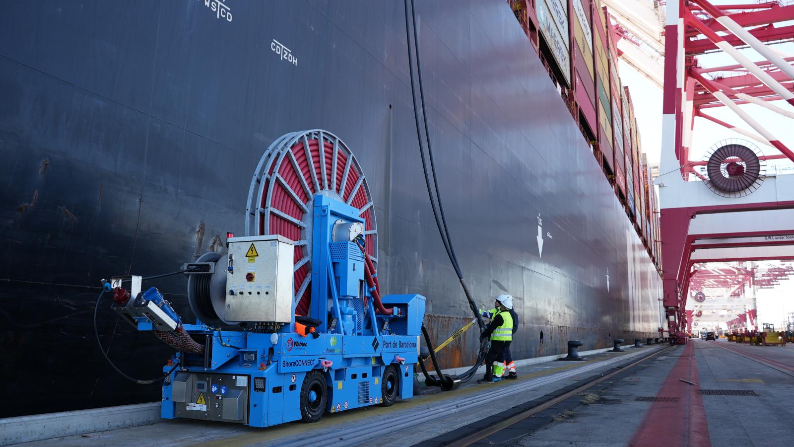 Suministro OPS en el Port de Barcelona