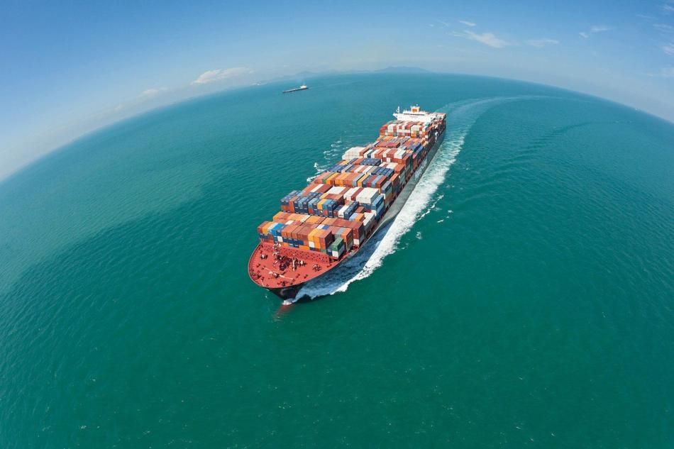 El fin de 2M ha propiciado la aparición de nuevas alianzas como Gemini Cooperation, entre Hapag-Lloyd y Maersk. En la imagen, el portacontenedores 'Sofia Express', saliendo del puerto de Singapur (Hapag-Lloyd).