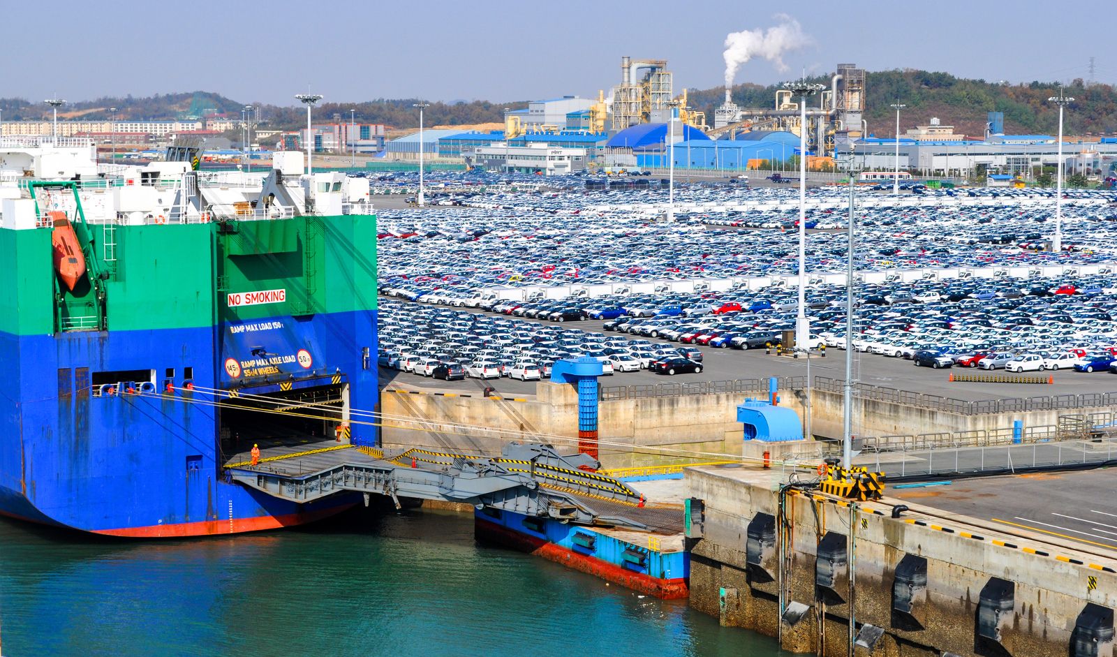 How Can Port Terminals Be Adapted To Electric Vehicles? - PierNext