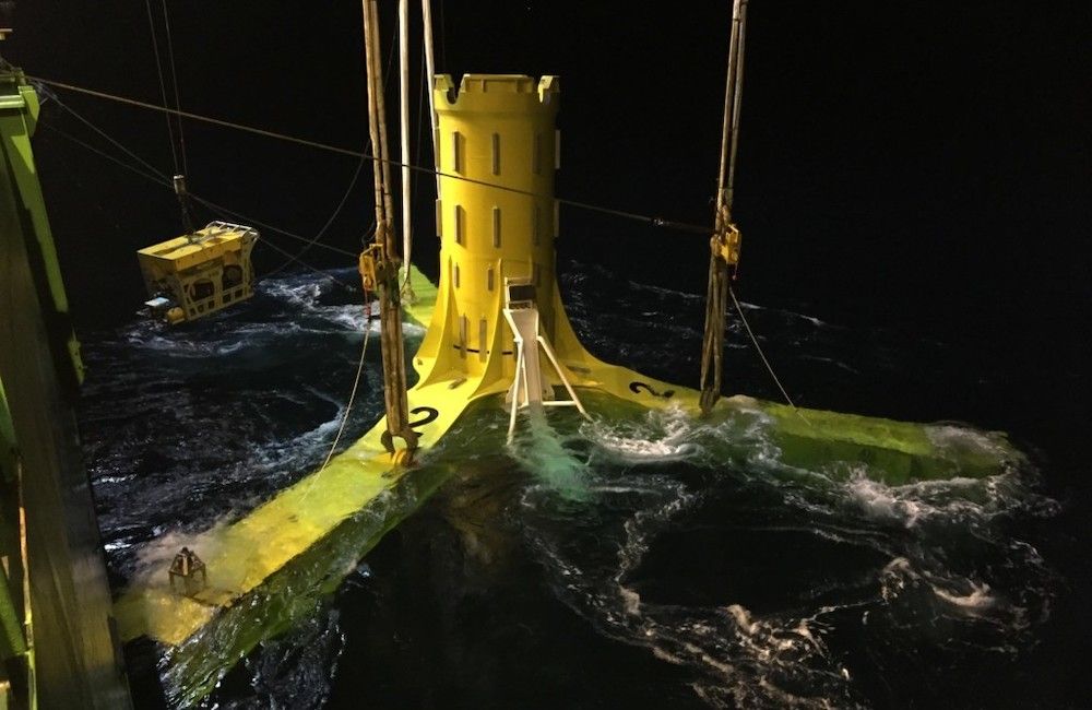 Cada turbina se asienta sobre una base que pesa entre 250 y 350 toneladas, junto con 6 bloques que pesan 1.200 toneladas. (Foto de SIMEC Atlantis Energy)