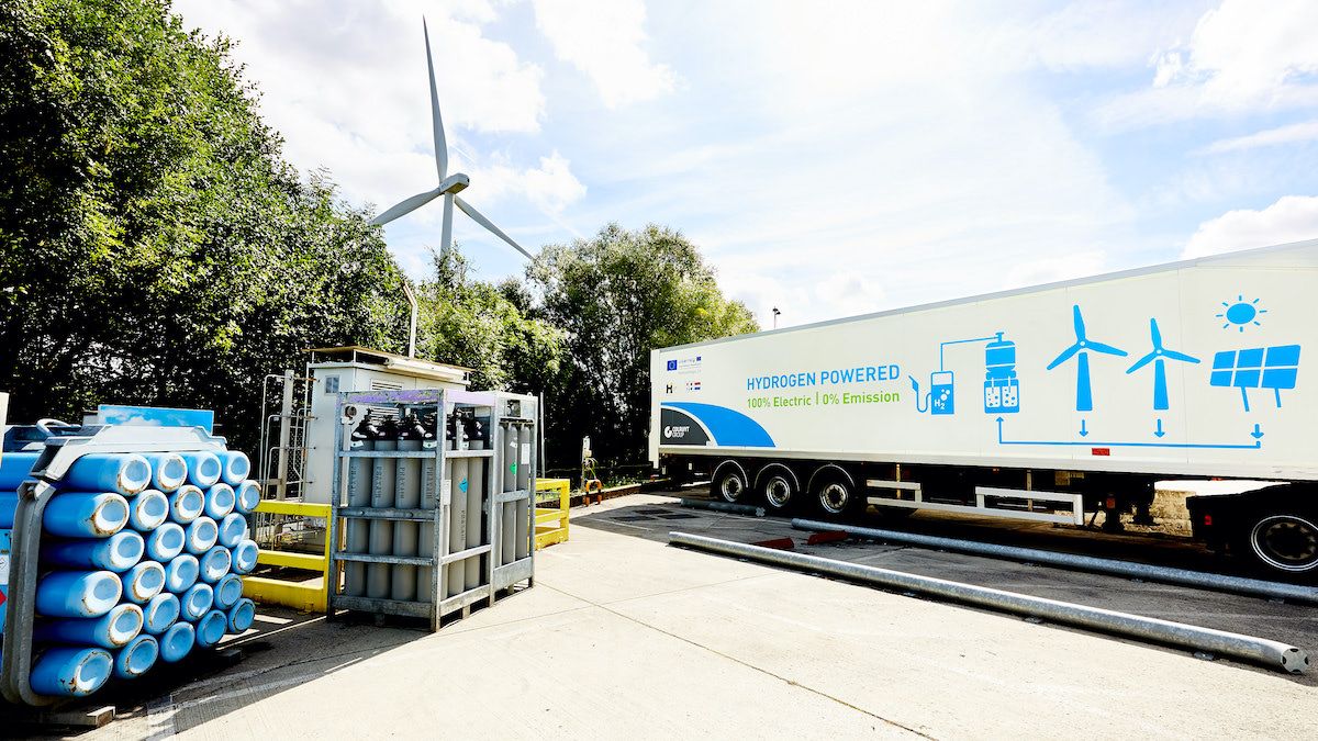 In the future, one of the main uses of hydrogen will be transportation. (EC - Audiovisual Service)