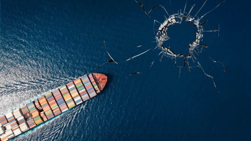 In 2023, global seaborne trade grew by 2.4%, but its recovery remains fragile, as key passage points such as the Suez and Panama canals and the Red Sea, are increasingly vulnerable to geopolitical tensions, conflict and climate change (FP / PierNext).