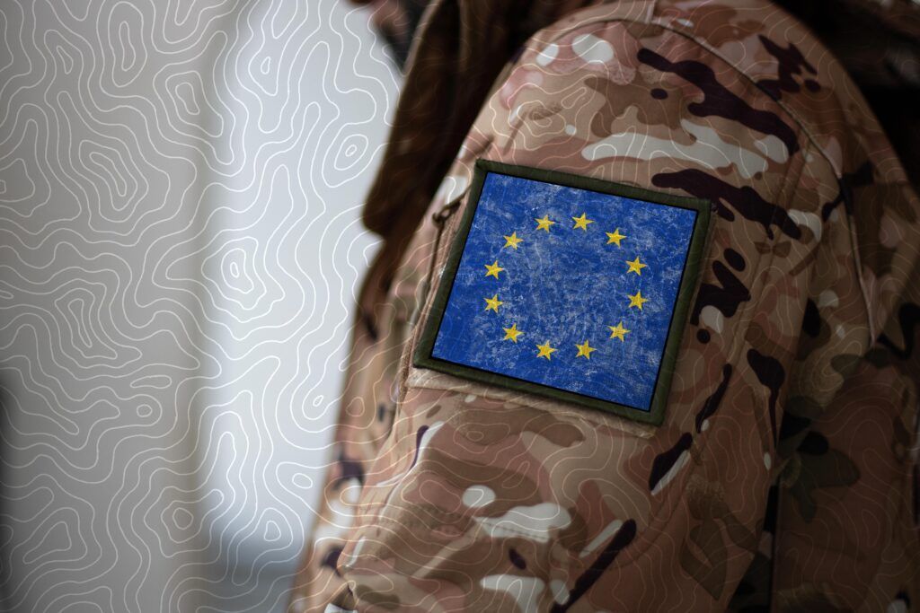El Pacto Europeo por los Océanos persigue fortalecer la seguridad y la defensa marítimas, abordando amenazas emergentes, como los ciberataques y los riesgos sobre infraestructuras estratégicas (FP).