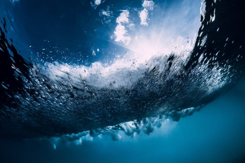 The European Ocean Pact brings together guidelines regarding governance, innovation, investment and European diplomacy related to the Union's 70,000 km of coastline, where 40% of its population lives (FP).