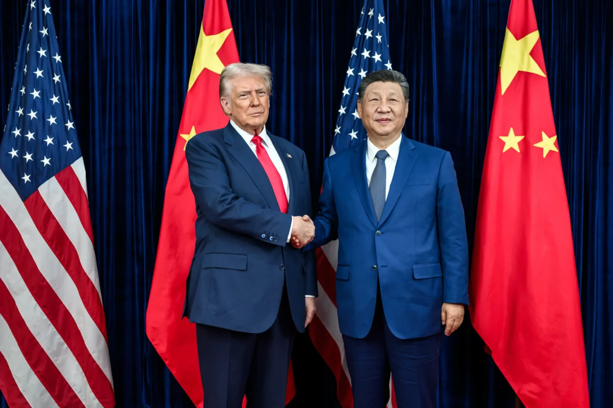 Trump and Xi Jinping in Busan, Korea, on October 30. (The White House)
