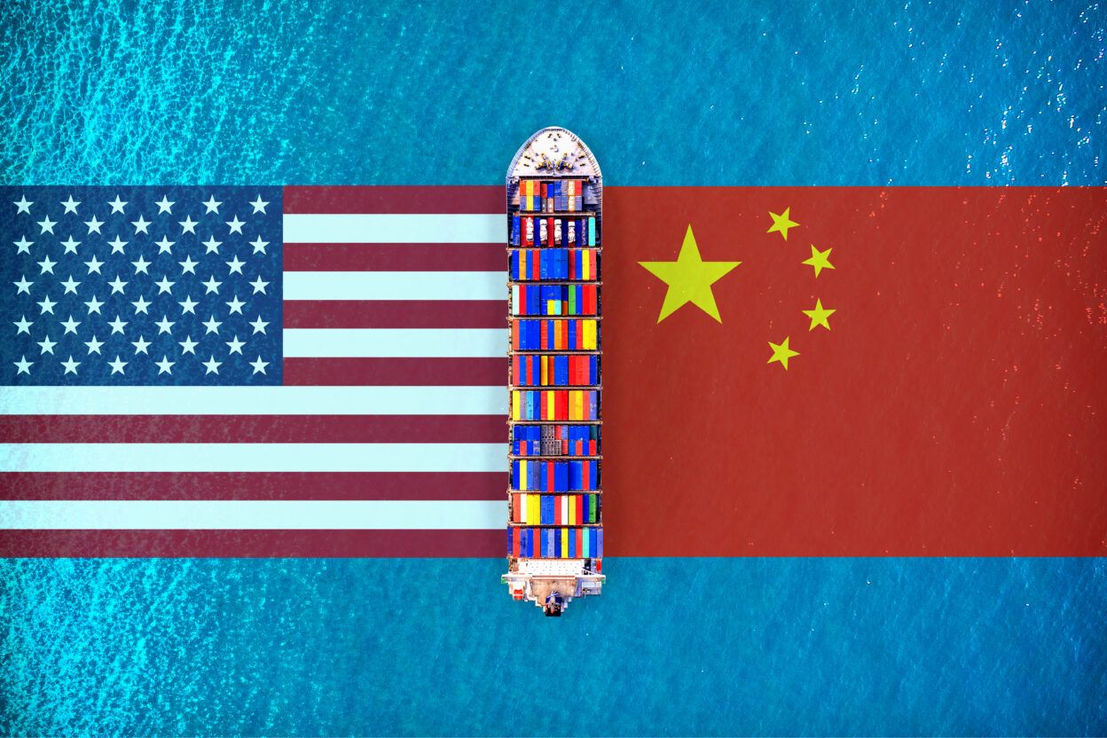 El mar, escenario de la confrontación: mientras China domina la construcción naval mundial, EEUU intenta recuperar sus astilleros con medidas proteccionistas. (FP)
