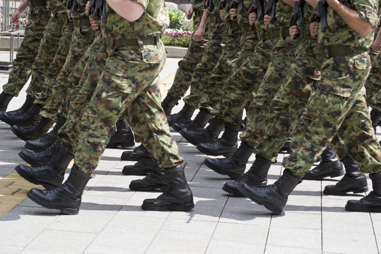 La movilidad militar implica la capacidad de transportar, desplazar y desplegar personal militar de forma rápida y eficaz dentro y entre los Estados miembros de la UE. (FP)