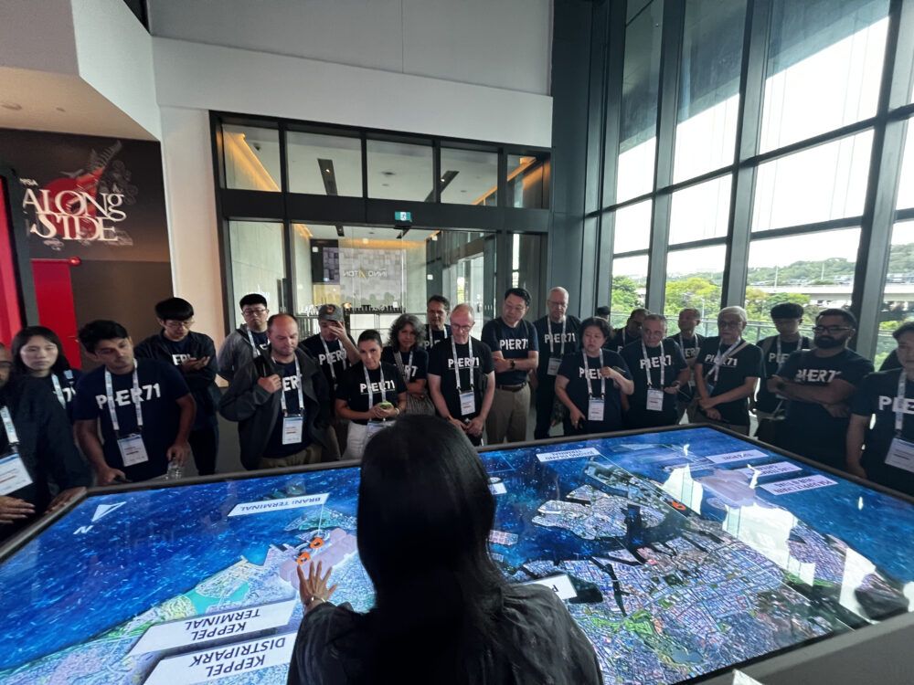 PIER71, l'ecosistema d'innovació desenvolupat per l'Autoritat Marítima i Portuària de Singapur en col·laboració amb el braç empresarial de la Universitat Nacional de Singapur, exerceix un paper fonamental en tendre ponts entre les necessitats de la indústria i la innovació de les startups. (Chiara Saragani)