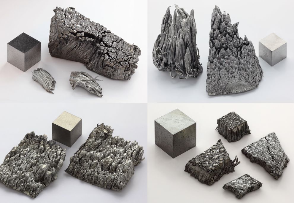 Cuatro elementos de las tierras raras Ejemplos de cuatro de los diversos elementos que se pueden encontrar en las llamadas tierras raras. En el sentido de las agujas del reloj, Tulio, que se usa en máquinas de rayos X o láseres; Itrio, con aplicaciones diversas como en el sector audiovisual, superconductores, bombillas o tratamientos contra el cáncer; Escandio, se utiliza en aleaciones de aluminio o componentes aeroespaciales; y Lutecio, con aplicaciones en tomografía o LEDS (CC).